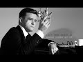 Suit & Tie (Official Lyric Video)