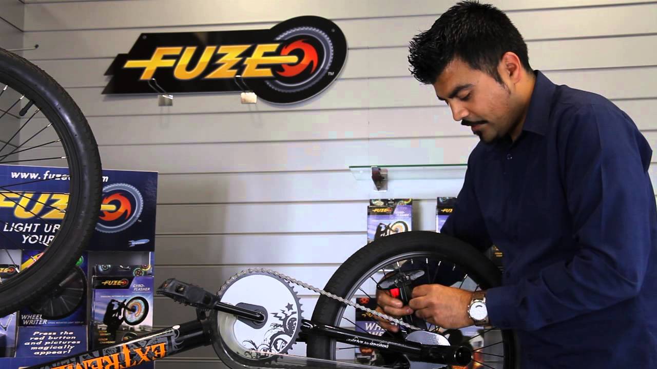 Fuze Wheel Writer - How to fit fit to your bike instructional video ...