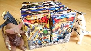 【箱買い開封レビュー】大怪獣ラッシュウエハース 全13種 20個入り キラカード有り まずは10個一気に開封！ウルトラマンギンガ ラッシュハンターズ バレル・ガルム・マグナ