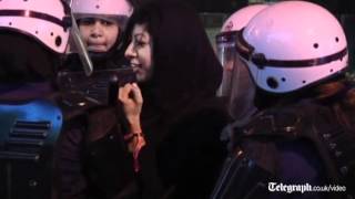 Bahrain Grand Prix 2012: protesters scuffle with police in Manama