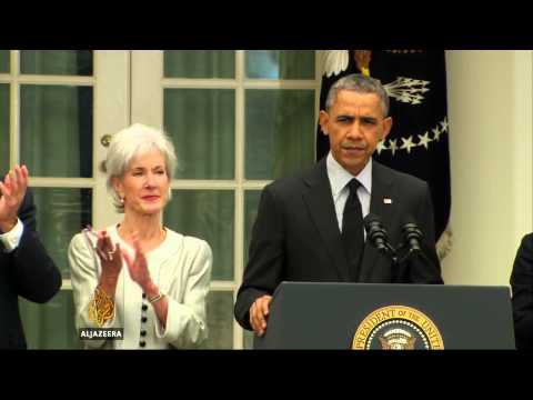 US health secretary Kathleen Sebelius has resigned.  She was in charge of the roll-out of President Barack Obama\'s affordable healthcare act known as \'Obamacare\'.  Marred by technical delays and sign up problems, the White House recently announced it exceeded targets.  Al Jazeera\'s Alan Fisher reports from Washington.