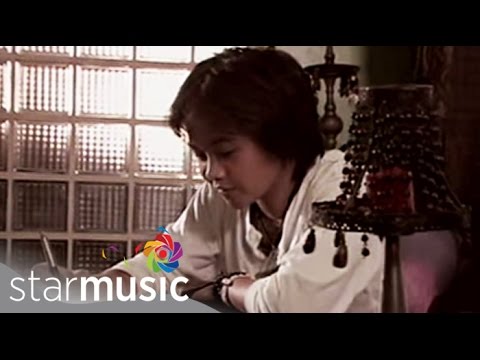 sa kanyang pagdating lyrics Purihin ang panginoon nagdiriwang sa pagdating nya nagagalak ang ating espiritu si kristo ay narito na, alitan ay iwasan na sa kanyang sabsaban payak at aba. sa kanyang pagdating lyrics Purihin ang panginoon nagdiriwang sa pagdating nya nagagalak ang ating espiritu si kristo ay narito na, alitan ay iwasan na sa kanyang sabsaban payak at aba.