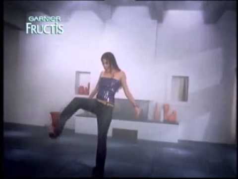 European shampoo commercial, wetlook