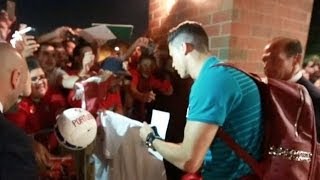 Portugal Fans Go Absolutely Crazy As Ronaldo Arrives At New Jersey Portugal Training Camp