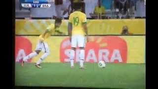 Neymar Amazing Free Kick Goal Vs Italy (Brazil Vs Italy 2-1) 22.06.2013 HQ