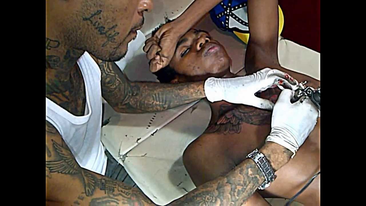 alkaline 123 new tattoo mixed with 123 his new song - YouTube
