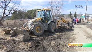 Чинили порыв, заморозили водопровод. В с. Усть-Чём устраняют последствия февральской коммунальной аварии