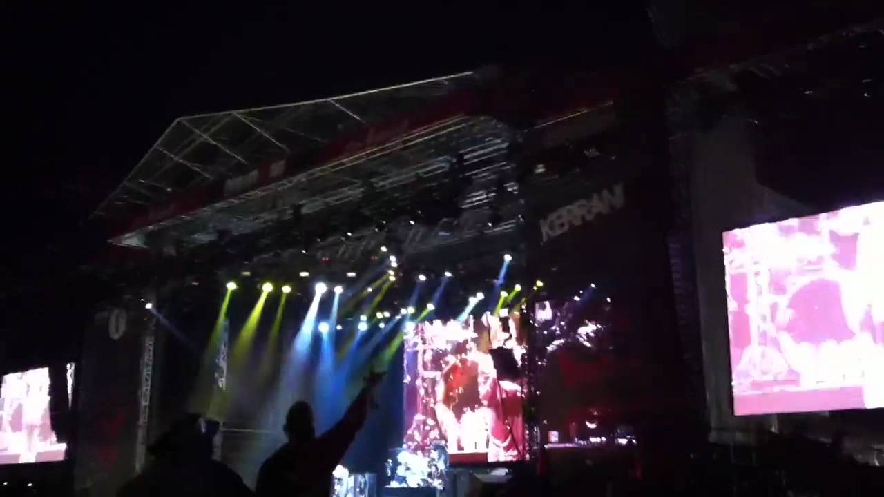 Black Sabbath Paranoid at Download festival 2012 - YouTube