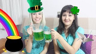 St. Patrick's Day! - 2 garotas bêbadas fazendo origami