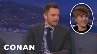 Joel McHale Nails Justin Bieber's Egg Attack