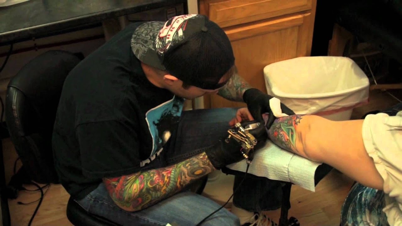 friday the 13th at big guns tattoo youtube friday the 13th at big guns tattoo youtube