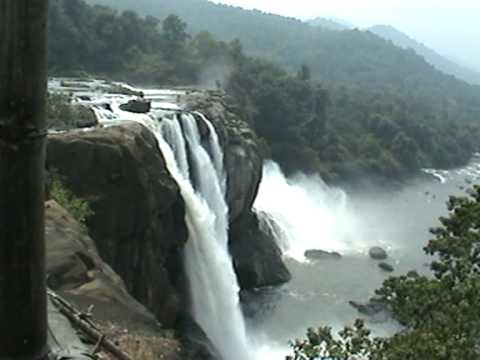 Athirapally waterfalls - Valparai to Chalakkudy Road ...