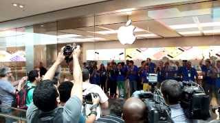 Conheça a primeira Apple Store no Brasil: Village Mall