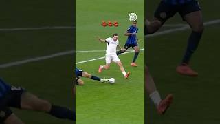 When timing and a single touch do the job 🧱? #IMInter #Shorts