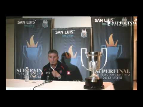 Conferencia de Edgardo Bauza - DT de San Lorenzo