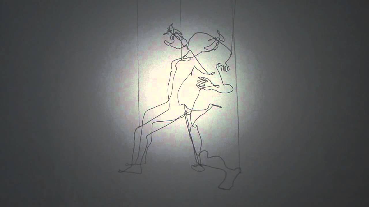 Small wire sculptures of dancers second series 2