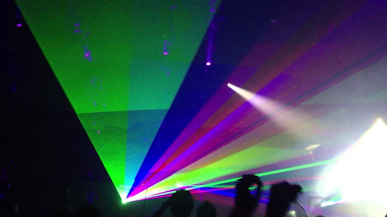 Pretty Lights - Finally Moving - Lucky 2013 (Seattle) - YouTube