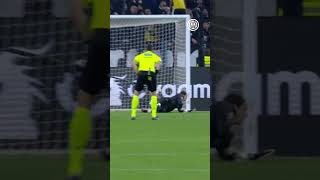 Sommer got there at the near post 🧤? #Shorts
