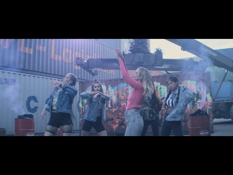 MAYA - Босиком