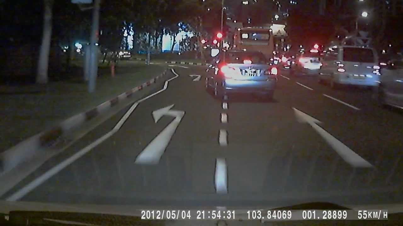 Lousy Singapore Drivers: SGT2577X failed to signal and abrupt lane ...