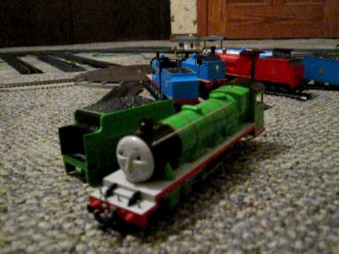 Bachmann Henry Review and Run - YouTube