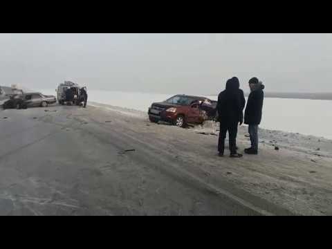 Один человек погиб во время аварии на трассе под Искитимом Один человек погиб во время аварии на трассе под Искитимом