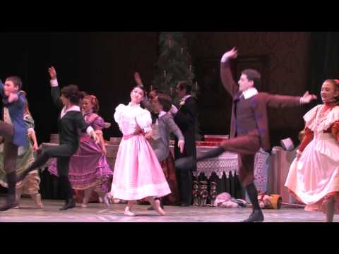 The Nutcracker Tradition | La tradition de Casse-Noisette