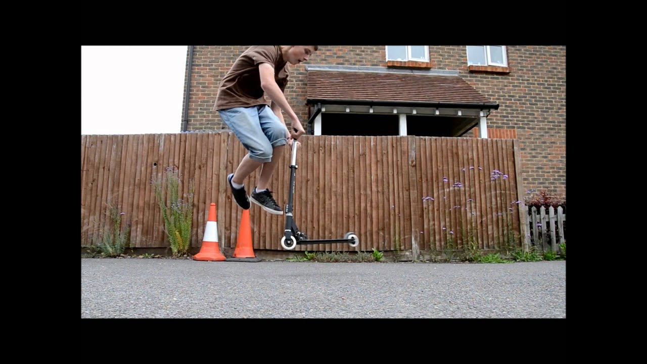 Scooter Tailwhip (Slow Motion) - YouTube