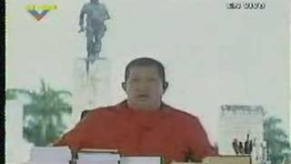 Regaño al golpista Hugo Chávez por un militar cubano.