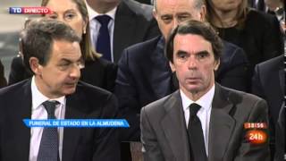 Zapatero hace reir a Aznar