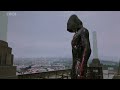 Shahrukh Khan rescues Kareena Kapoor - RA.One