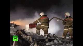 Спасательные работы на месте крушения самолета в Казани