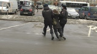 Граждан cвинтили перед выступлением Путина в ЦМТ