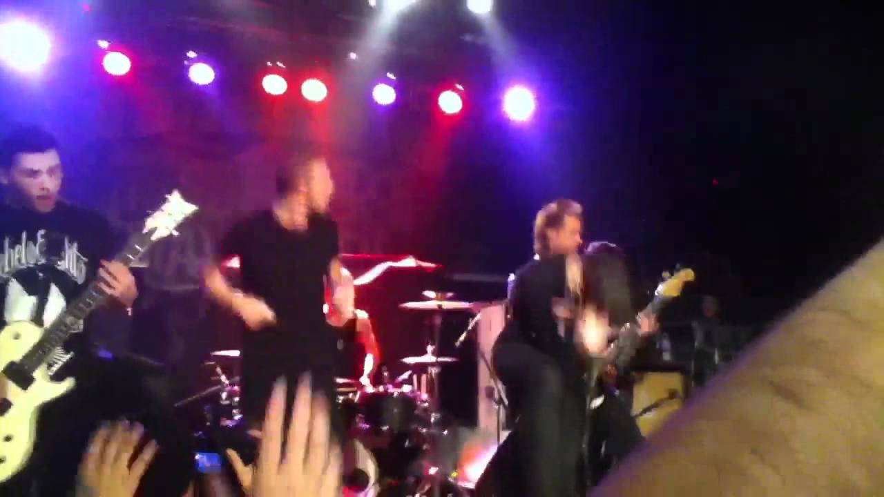 Woe, Is me last Friday night live No guts no glory tour 2011 Raleigh ...