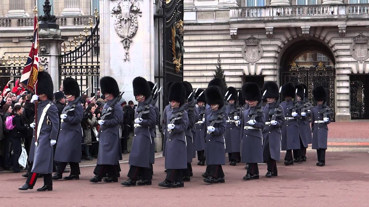 Buckingham Palace Wachablösung (The Changing of the Guard) London 01/