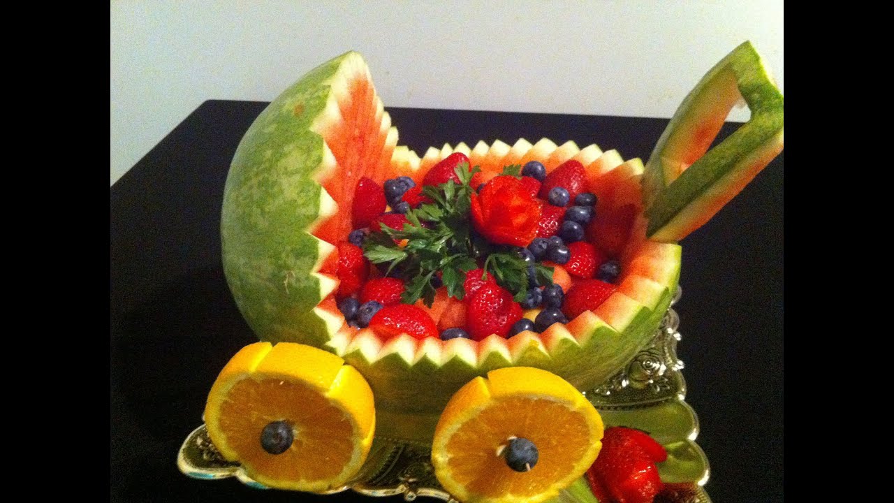 Arreglos+De+Frutas+Para+Fiestas Cómo hacer una carreola de una sandia para regalo o decoración - La ...