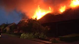 Boerderij Nederwetten brand af