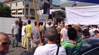 Angela Merkel ausgebuht  in Aschaffenburg 18.07.2013 [HD ] Original Full-Version