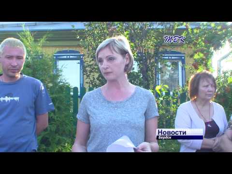 Люди кричали, депутат объясняла, а вода стояла