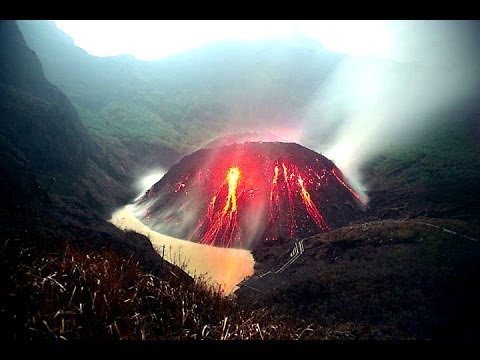 Volcano Eruption Mount Kelud ,Indonesia 14 Feb 2014 Video