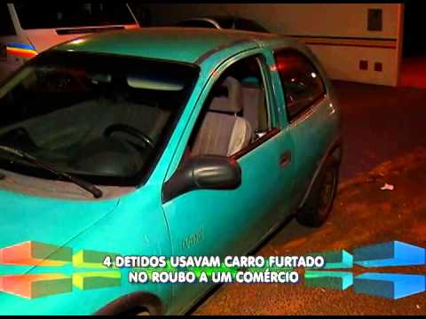 4 são detidos com carro furtado usado em roubo a comércio
