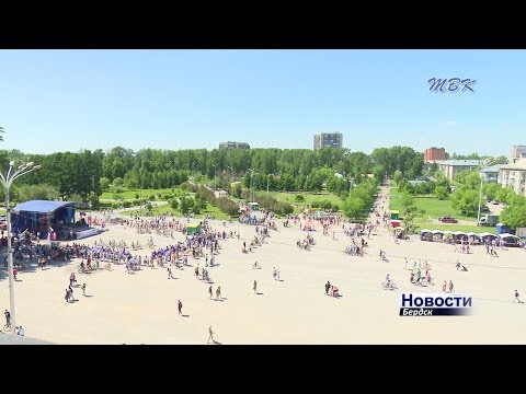 Фестиваль национальных культур увенчал День России в Бердске Фестиваль национальных культур увенчал День России в Бердске