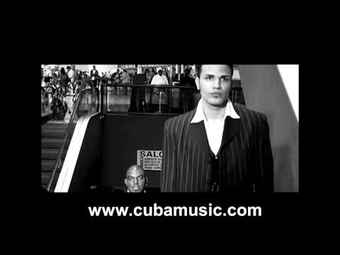 Ella Cambio (Feat. Jesusin) - Manana Club Y Papucho