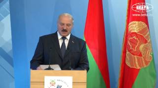 Лукашенко: упрекать Беларусь в отсутствии свободы слова в век Интернета смешно