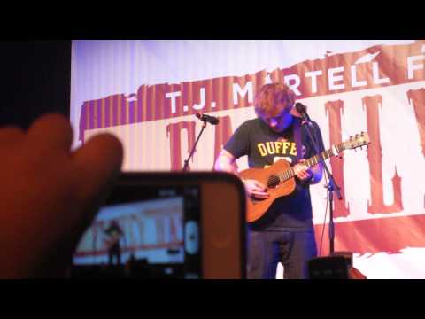 Ed Sheeran Live @ TJ Martell Family Day 2013: Give Me Love