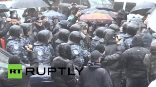 В Киеве продолжаются выступления оппозиции