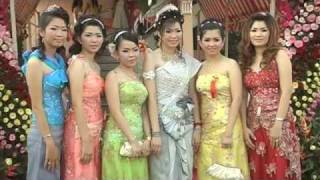 kun and Phoung Wedding (At the Restaurant) Part 17