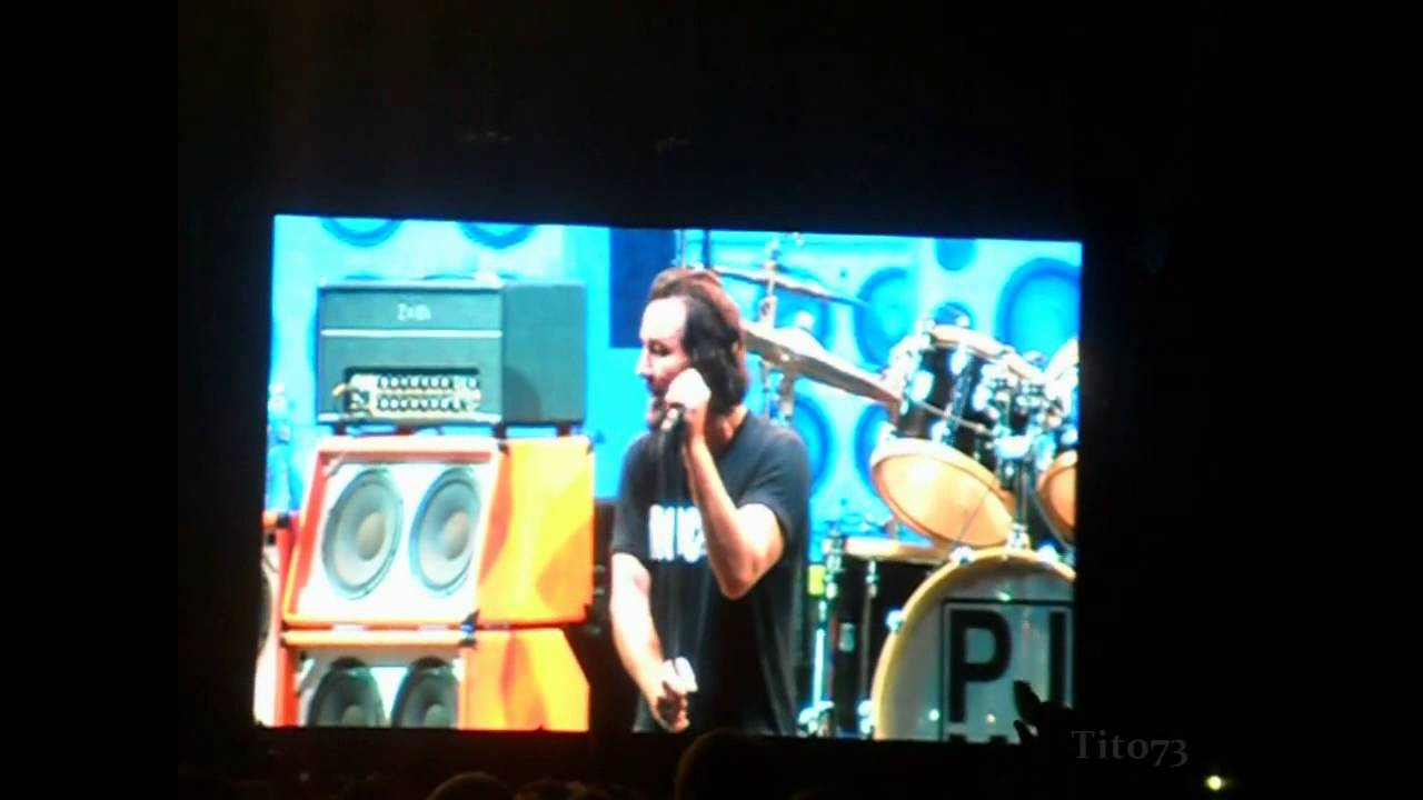 PEARL JAM - Argentina 2013 - Yellow Ledbetter - YouTube