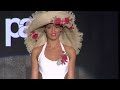 Juliana Moreira for
