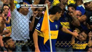 Román y el nene. Boca 1 - Argentinos 1. Fecha 8. Torneo Final 2014. Fútbol Para Todos